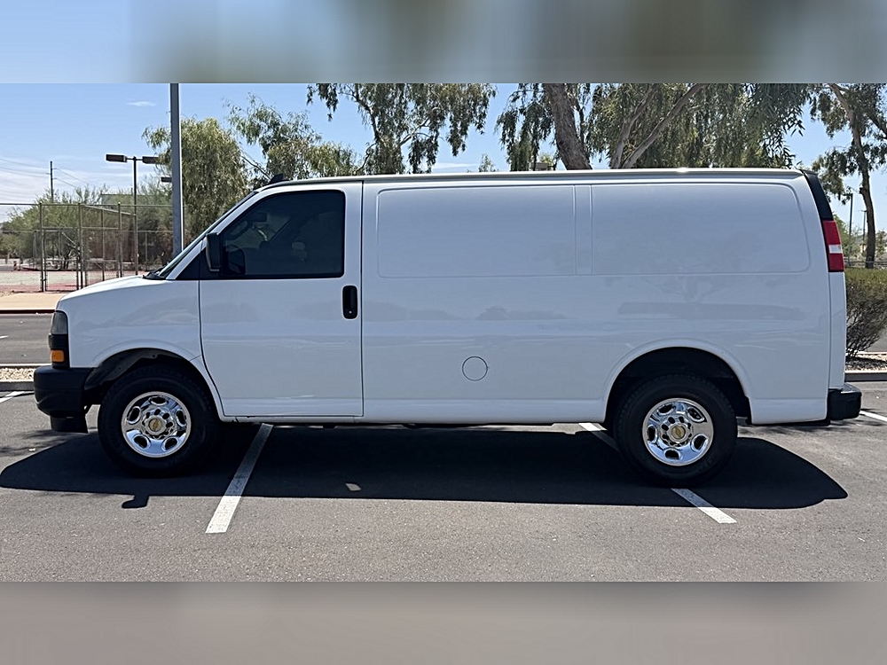 chevrolet express cargo 2020 1GCWGAFP8L1152509 image